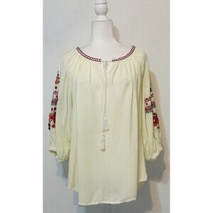 Solitaire Size L Floral Embroidered Blouse 3/4 Sleeve Boho Cottagecore Staple